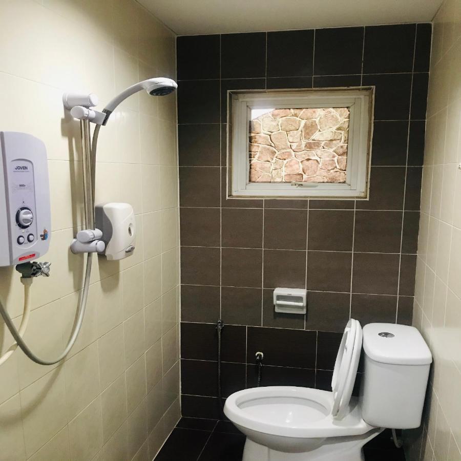 Hotel Meria Shah Alam Extérieur photo